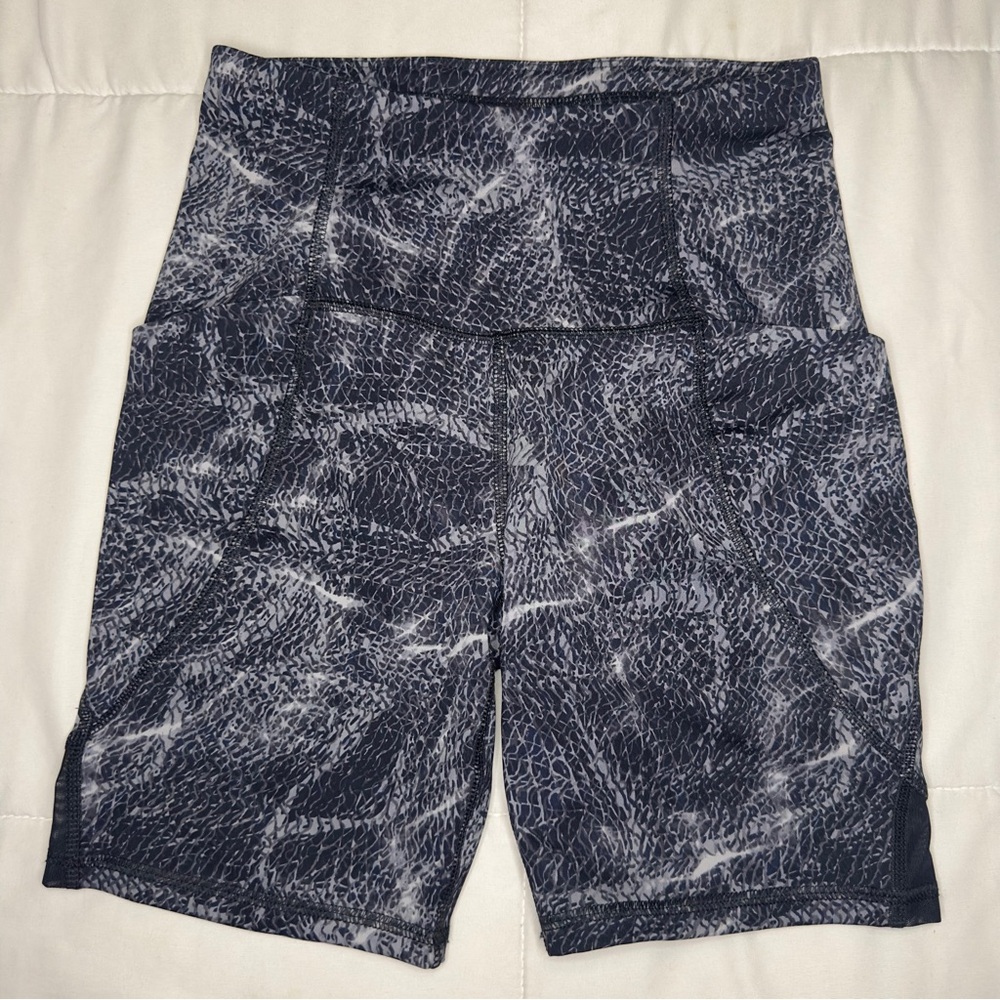 All in Motion Women's Black and White Patterned Bike Shorts S